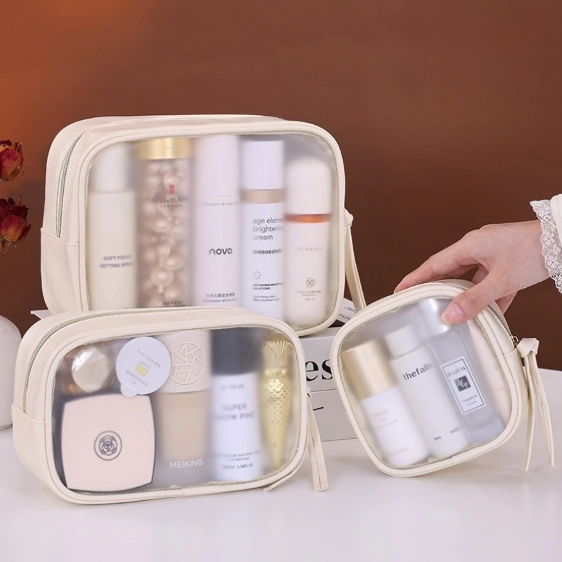 Półprzezroczysty luksusowy zes – Luxury Skincare Set recenzja i cena