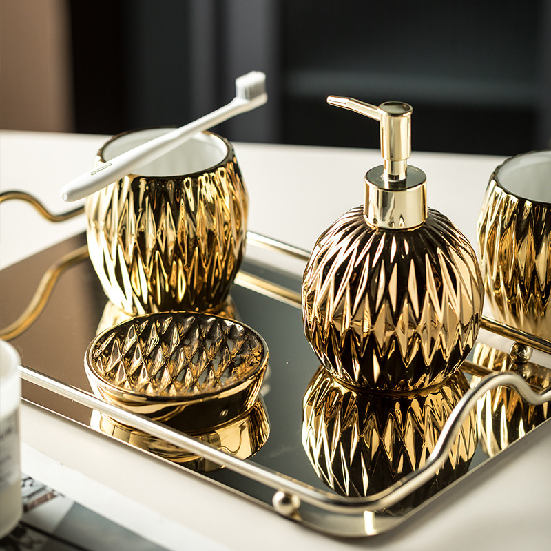 Luksusowy amerykański ceramicz – Luxury Skincare Collection recenzja i cena